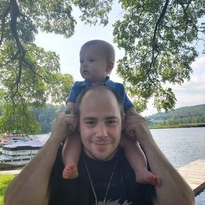 Meet your Posher, Miles